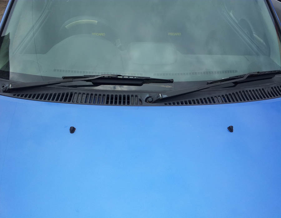 Suzuki Ignis Sport wiper-arm-driver-side-front